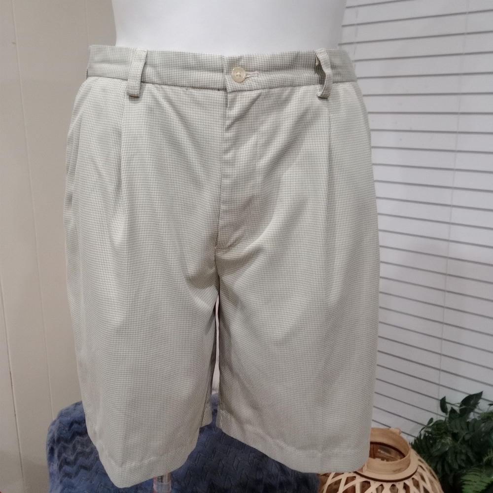 Men's Classic Tan Pants
